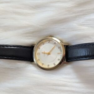 Timex diamond collection gold wrist watch With Leather Band